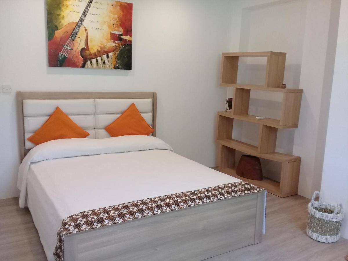 Castaway Surf Retreat 1 Hotell Sekongkang Eksteriør bilde