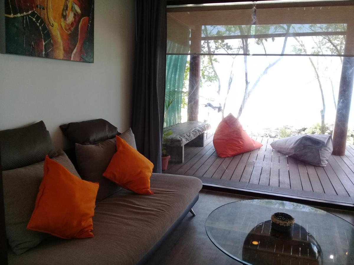 Castaway Surf Retreat 1 Hotell Sekongkang Eksteriør bilde