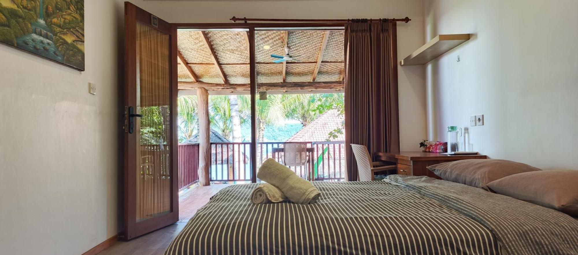 Castaway Surf Retreat 1 Hotell Sekongkang Eksteriør bilde