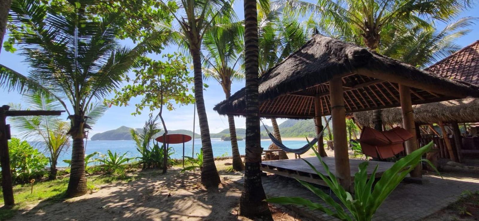 Castaway Surf Retreat 1 Hotell Sekongkang Eksteriør bilde