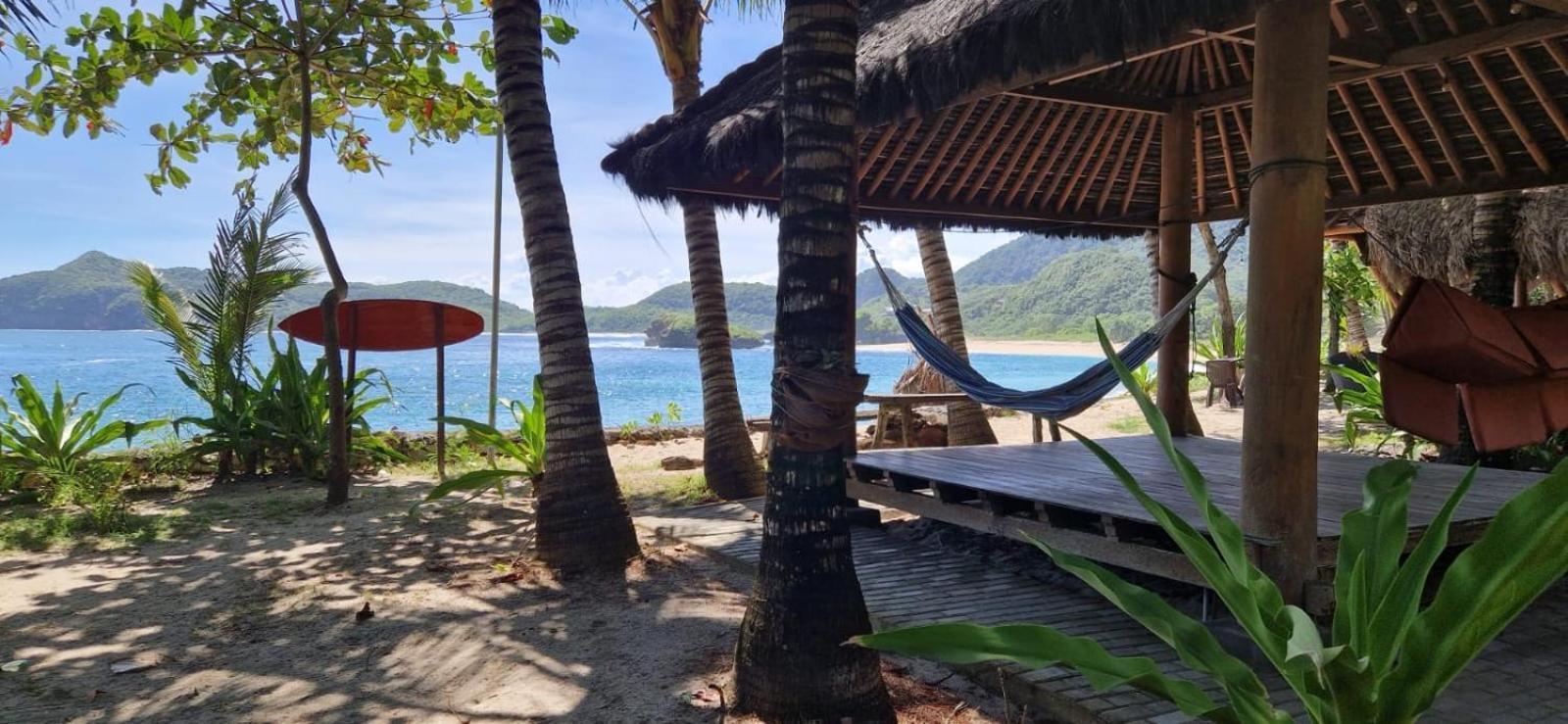 Castaway Surf Retreat 1 Hotell Sekongkang Eksteriør bilde